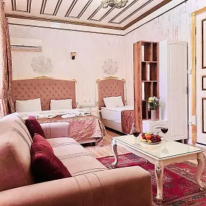 Apart Otel Alhambra